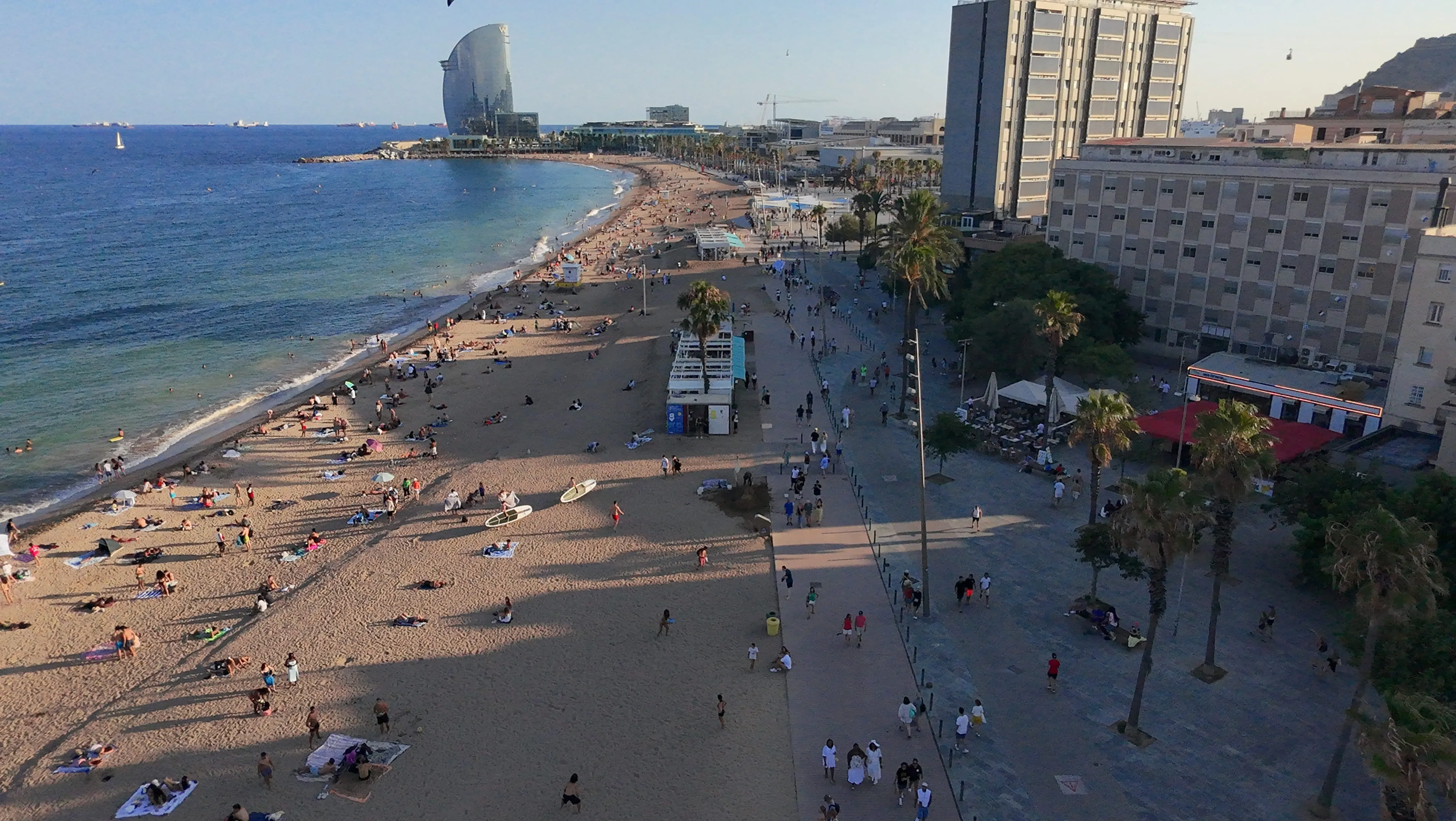 La Barceloneta Beach – Barcelona (4)