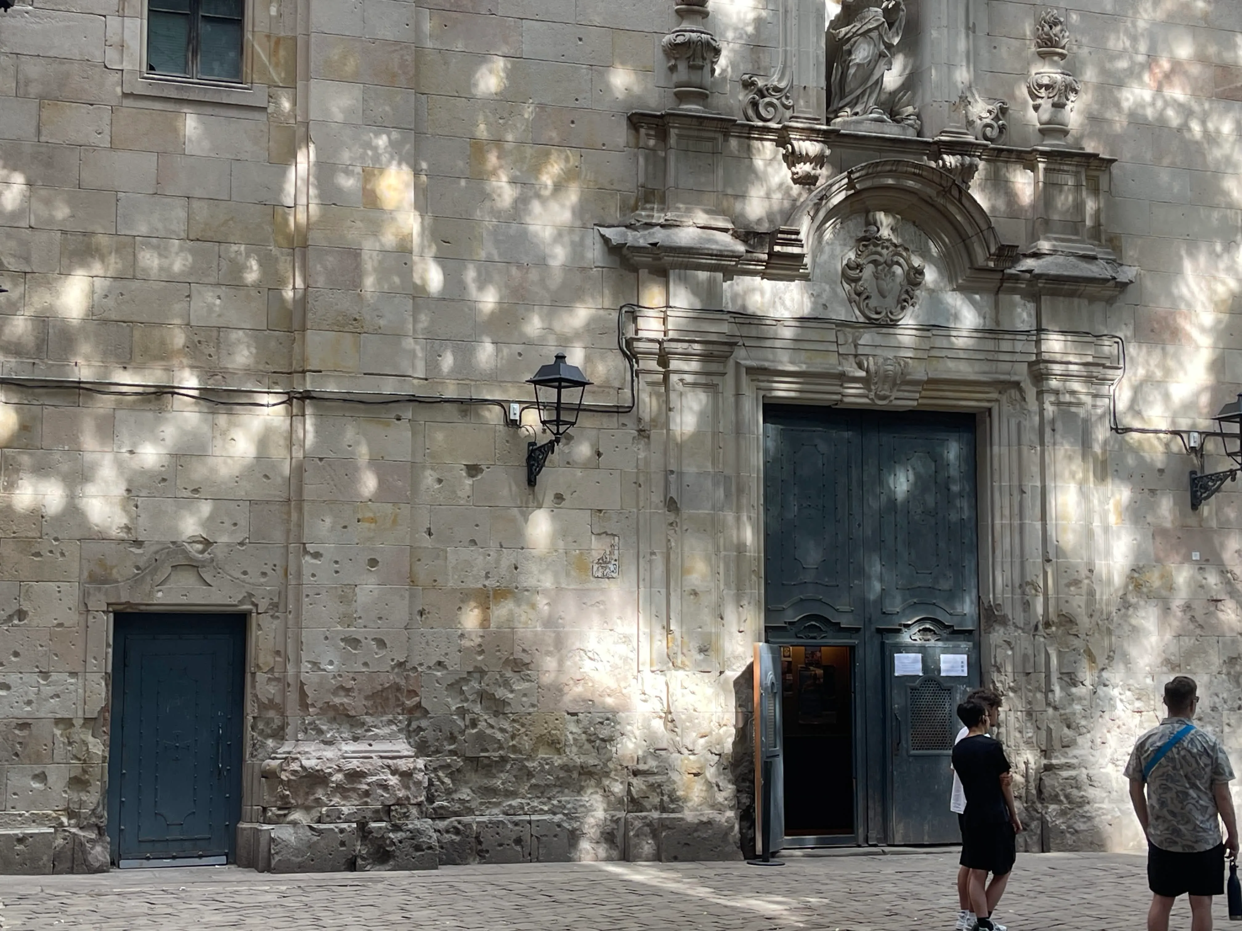Plaza de Sant Felip Neri – Barcelona (3)