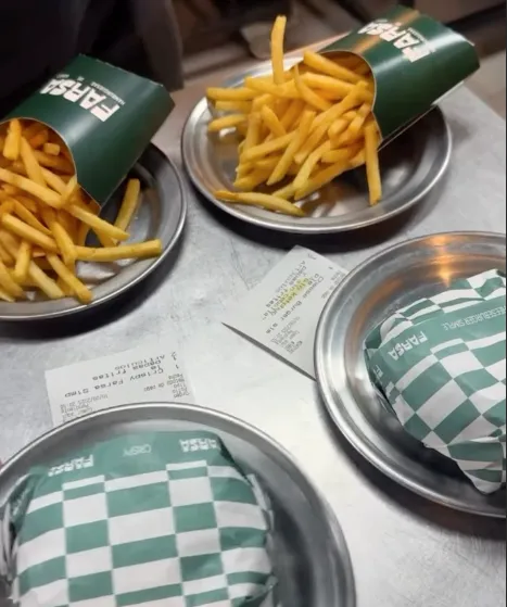 Farsa Burgers – Montevideo (3)
