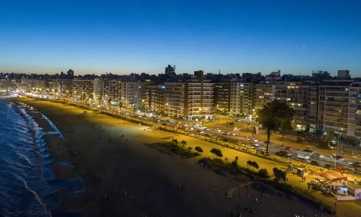 Playa Pocitos – Montevideo (2)
