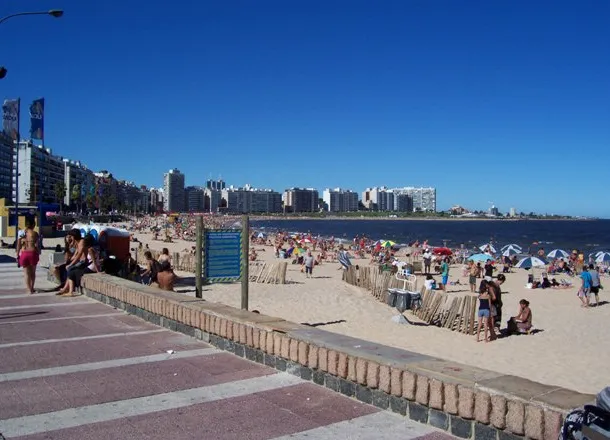 Playa Pocitos – Montevideo (3)