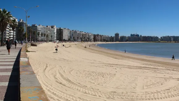 Playa Pocitos – Montevideo (4)