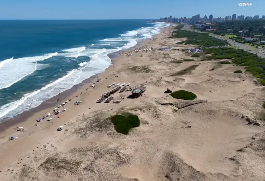 Playa Brava – Punta del Este (2)