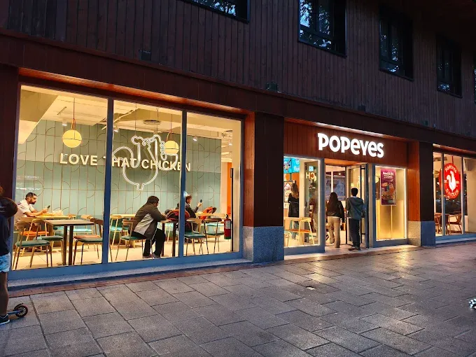 Popeyes Famous Louisiana Chicken – Bilbao (2)