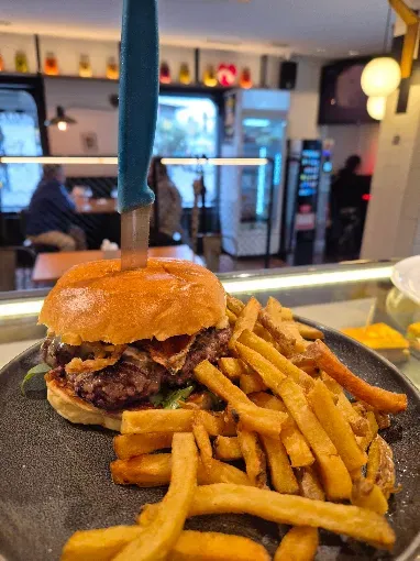 Amaya Burger
