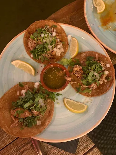Tekila Taquería