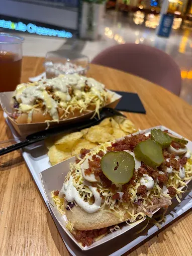 Dogmático Hot Dog, perritos calientes