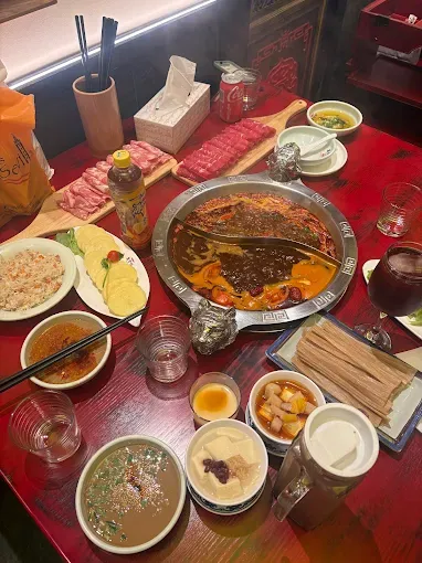 YUANLAOSI HOTPOT