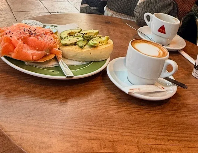 MAMA QUEEN CAFÉ Y COPAS – Sevilla (6)