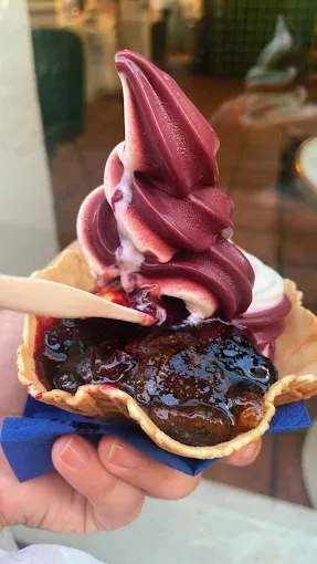KEFi Greek Frozen Yogurt – Valencia (3)