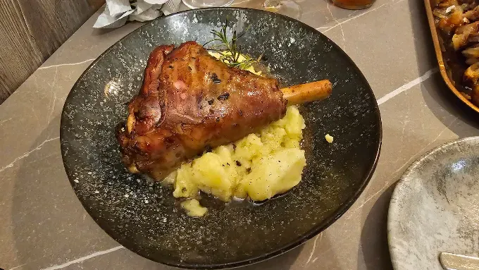 Nuria Brasserie – Valencia (5)