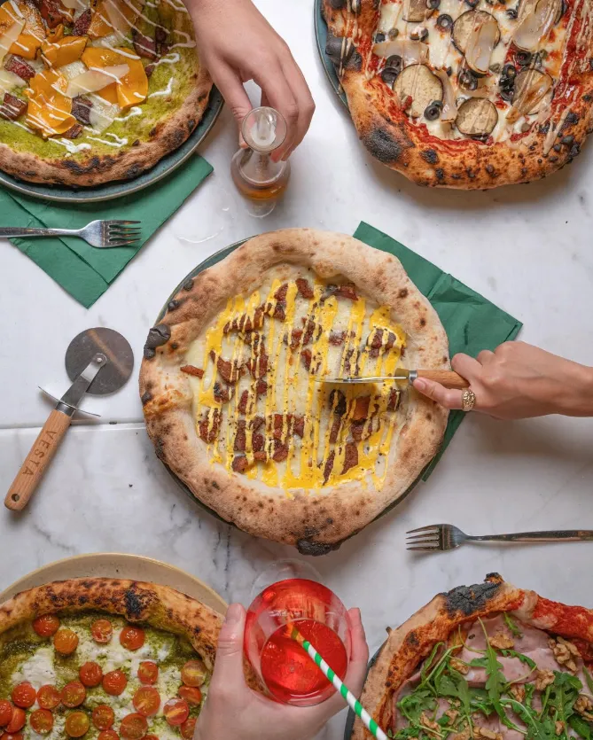 Vesta Restobar & Pizzería